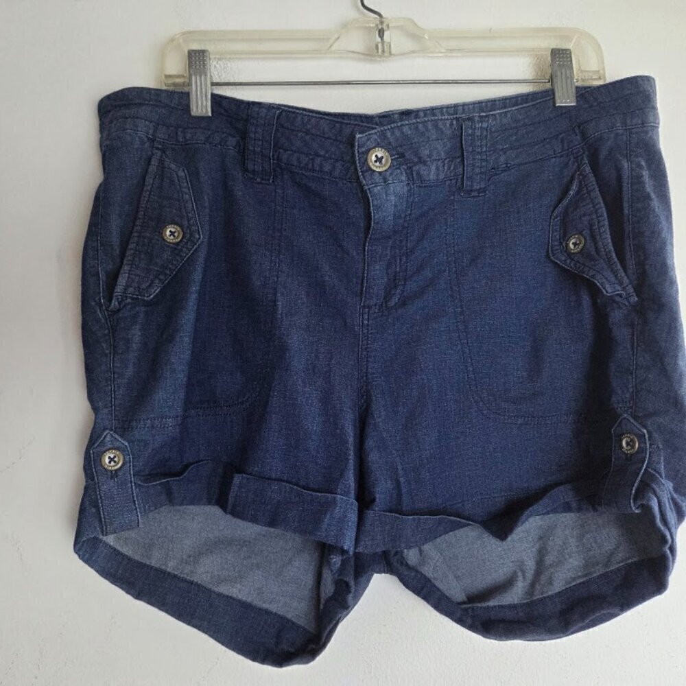Torrid Women Blue Denim Cotton Chambray Roll Tab Hem Short size 12